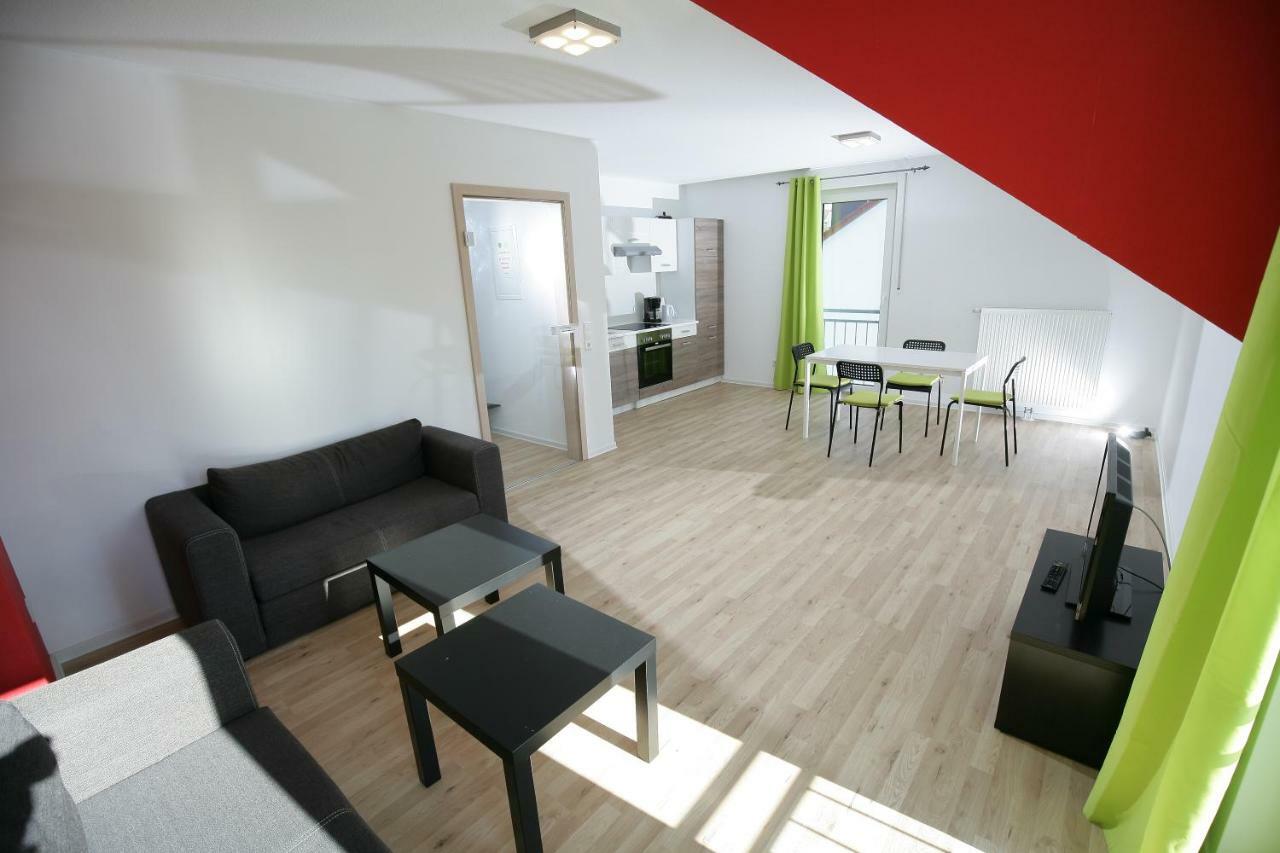 Hotel Am Baronenwald Göppingen Exteriör bild