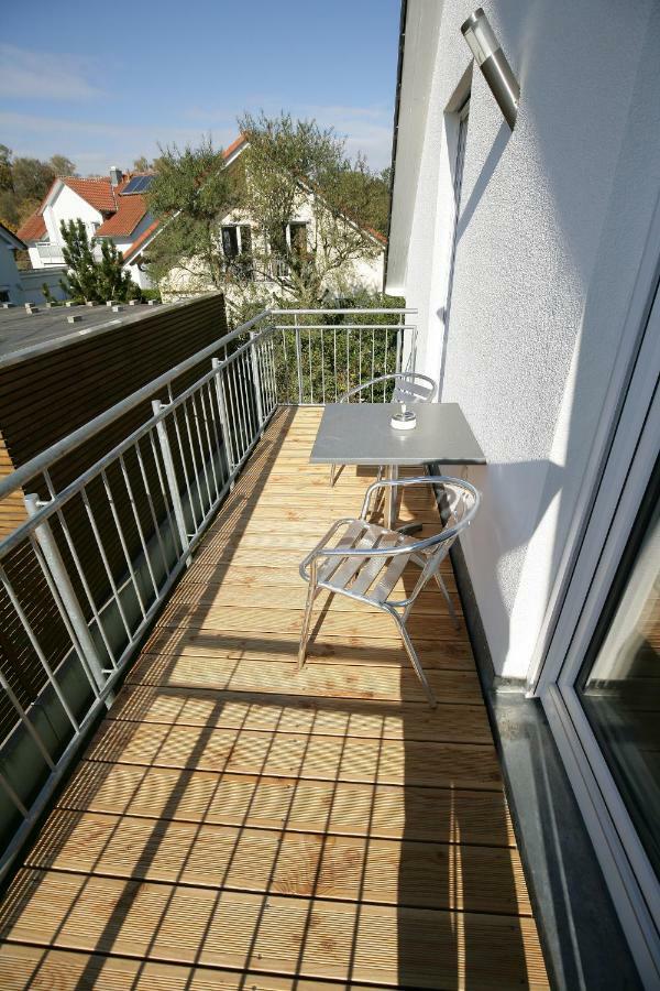 Hotel Am Baronenwald Göppingen Exteriör bild